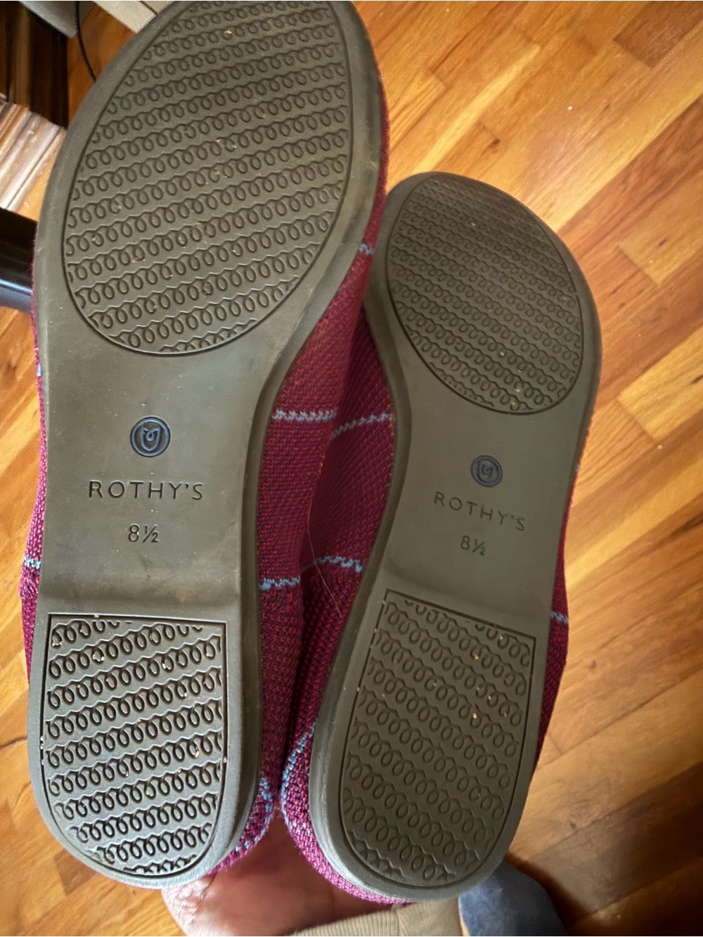 Rothy’s the plaid slip on loafer retired burgundy grid color way - Picture 5 of 8